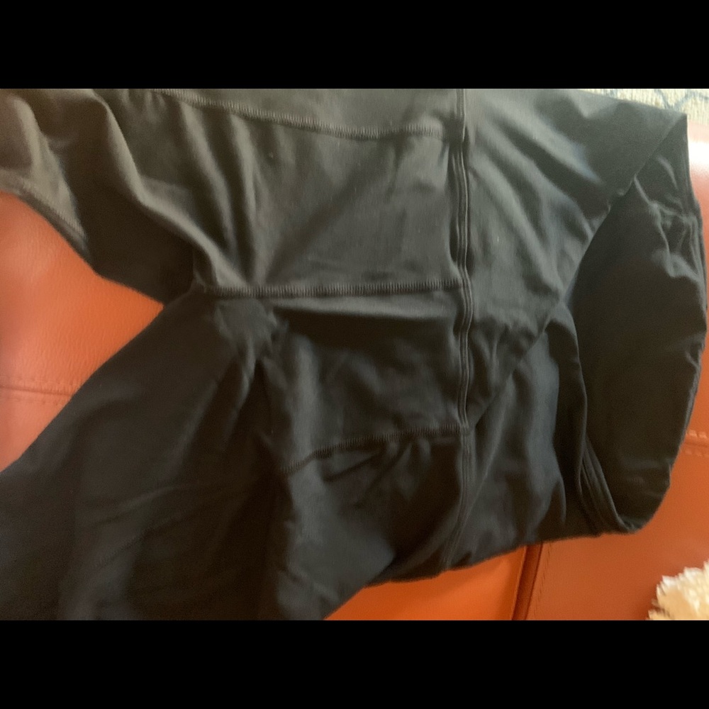 Motherhood Maternity workout Capri - Picture 14 of 14